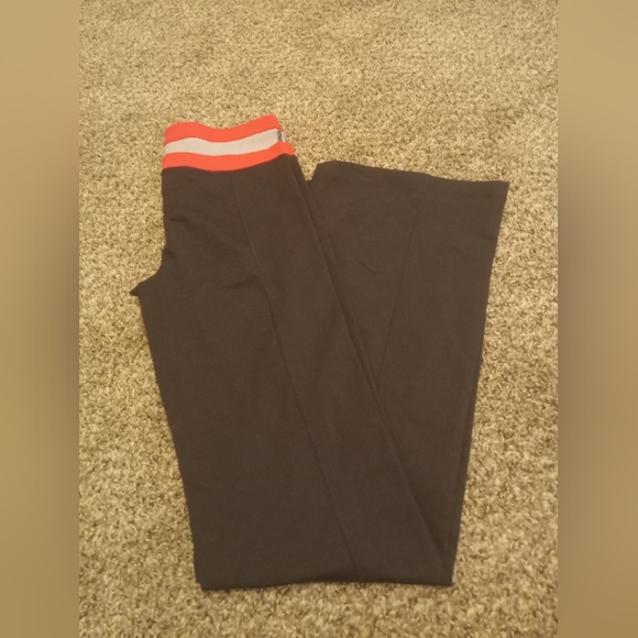 Kirkland Signature Pants - Kirkland Signature Pink & Black Tall Fit Relaxed Fit Pants